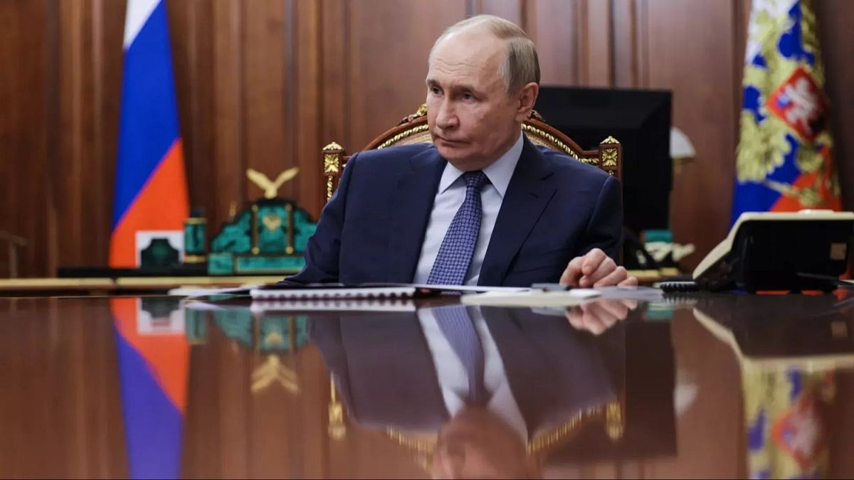Will Russia back down from war after further EU and US sanctions?