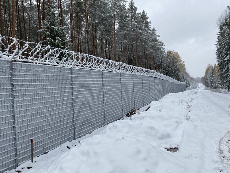 A lett határkerítés a belarusz határon, 2024 januárjában