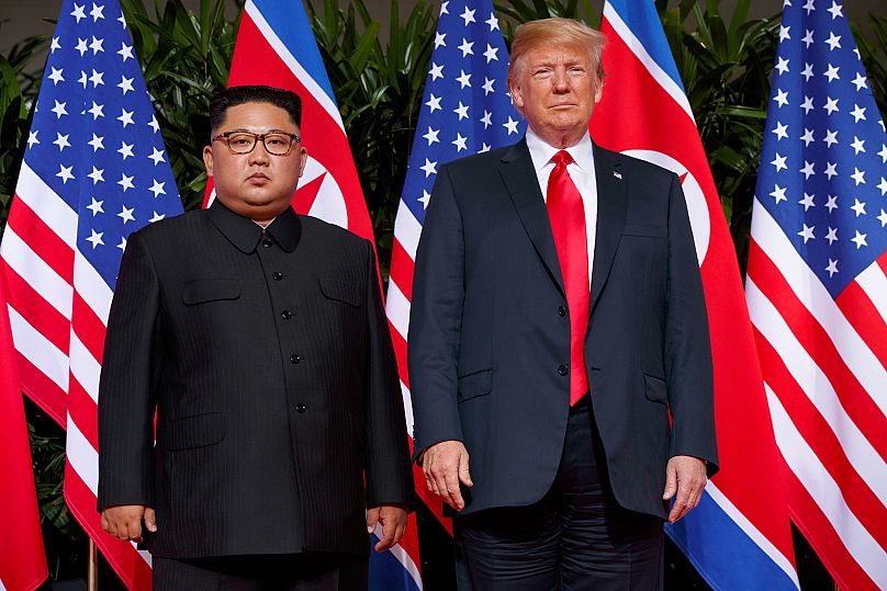 Prezydent USA Donald Trump spotkał się z przywódcą Korei Północnej Kim Dzong Unem podczas ich pierwszego szczytu w Singapurze, 12 czerwca 2018 r.