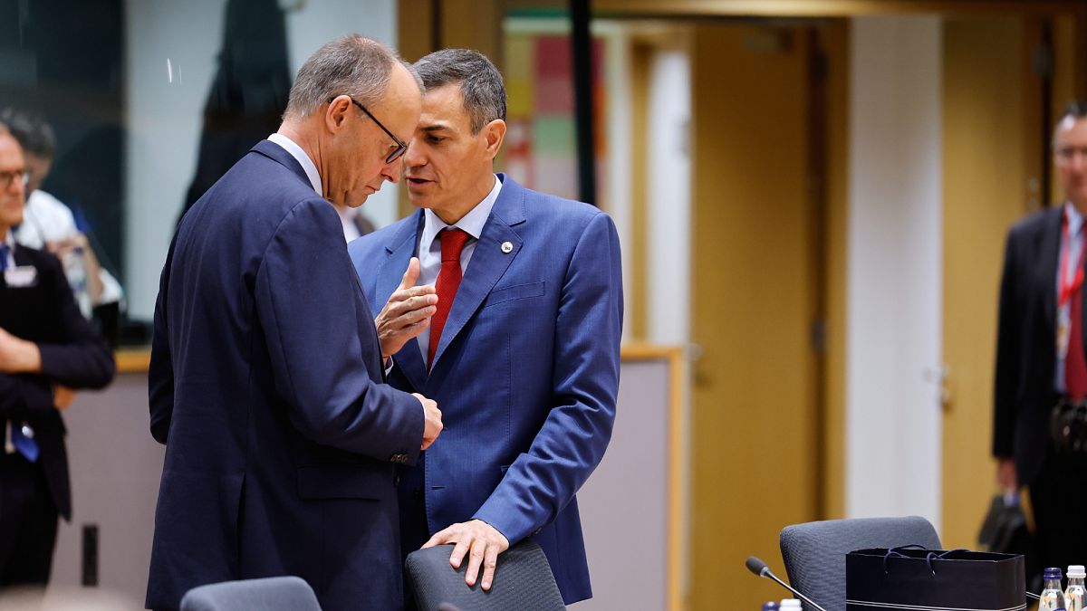 Alemania se abre a negociar la cooficialidad del catalán, el euskera y el  gallego en la UE | Euronews