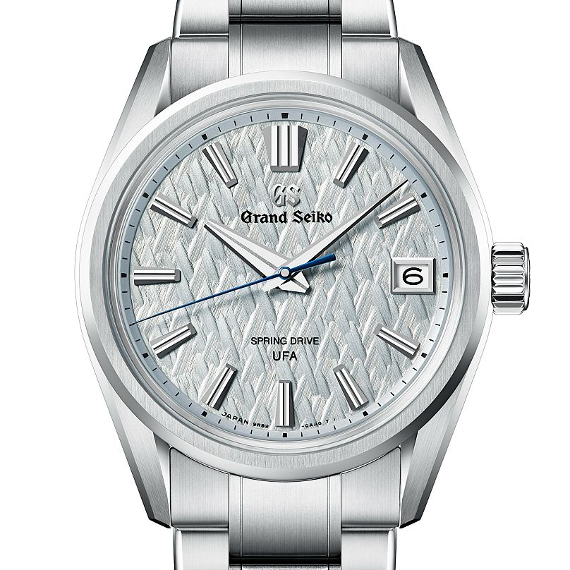 In the Men’s category, the Grand Seiko Spring Drive U.F.A has been an object of interest, as it is the most accurate mainspring-powered watch in the world.