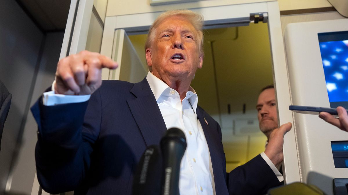 Trump exhorte Poutine à mettre fin à la guerre en Ukraine "au lieu de tester des missiles"
