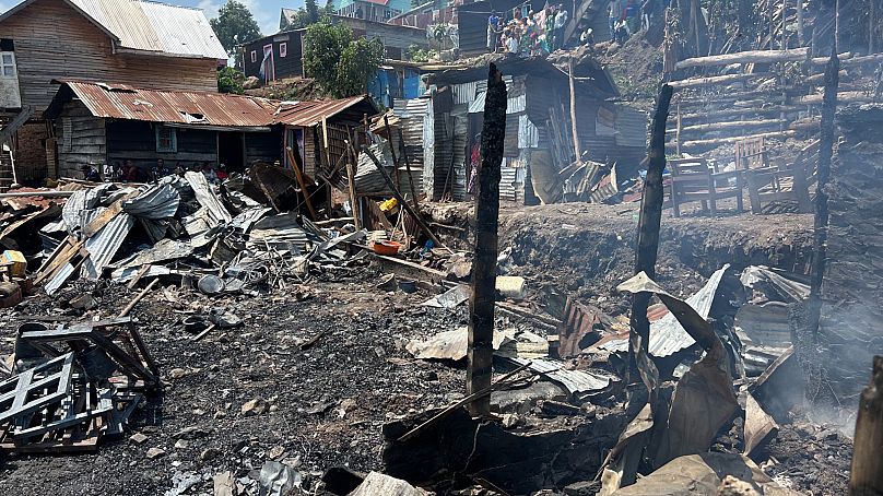 L'incendie, à l'origine encore inconnue, a détruit plusieurs habitations dans le quartier de Funu