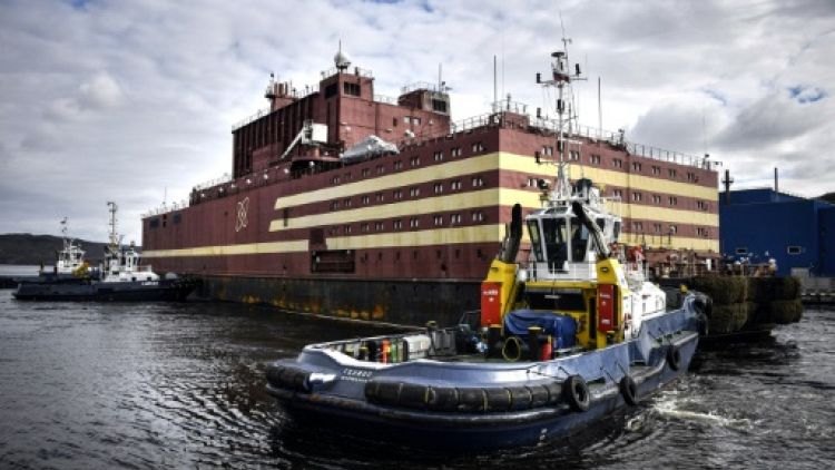 Russie: une première centrale nucléaire flottante pour alimenter l'Arctique