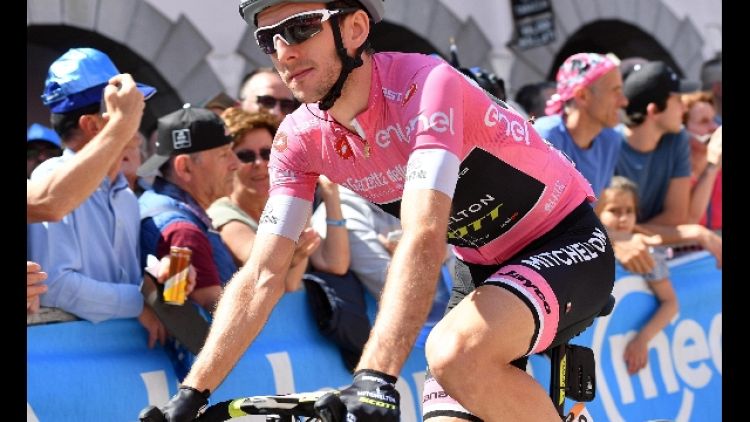 Giro:Yates super,sempre più maglia rosa