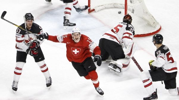 Hockey Ghiaccio: Mondiali, boom Svizzera Hockey Ghiaccio: Mondiali, boom Svizzera