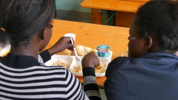 Migranti: petardo contro casa ad Appiano Migranti: petardo contro casa ad Appiano