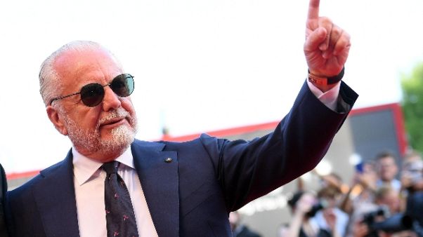 De Laurentiis,scudetto?Mica posso rubare De Laurentiis,scudetto?Mica posso rubare