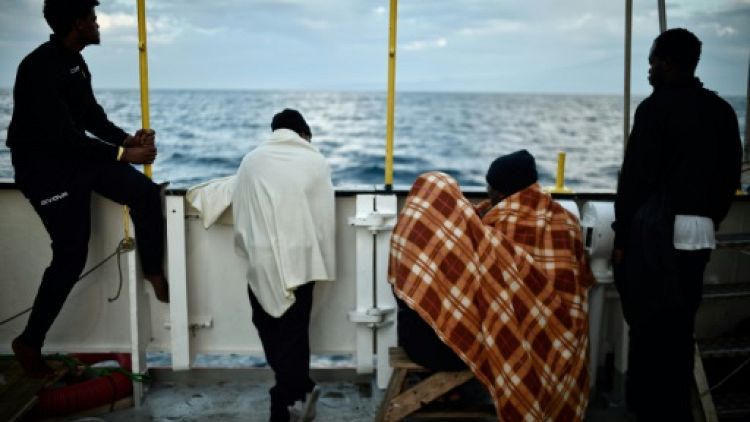 Migrants: l'Italie a déjà quasiment fermé sa frontière maritime