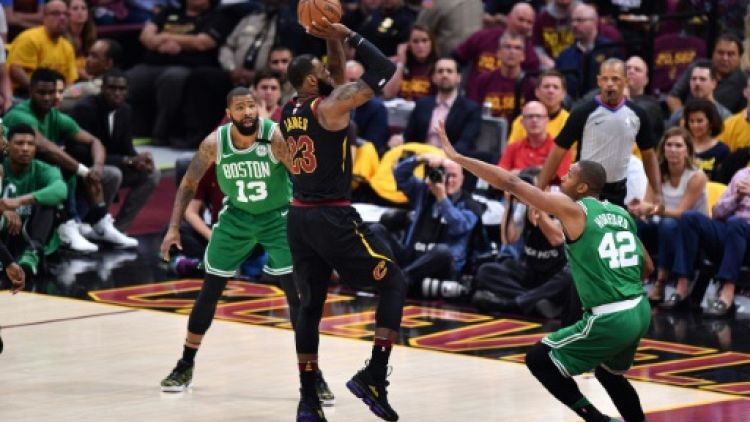 NBA : LeBron James ramène Cleveland à la hauteur de Boston