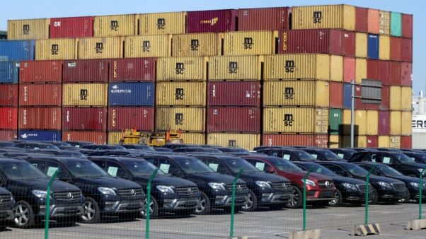 الصين تخفض الرسوم الجمركية على السيارات ومكوناتها من أول يوليو الصين تخفض الرسوم الجمركية على السيارات ومكوناتها من أول يوليو
