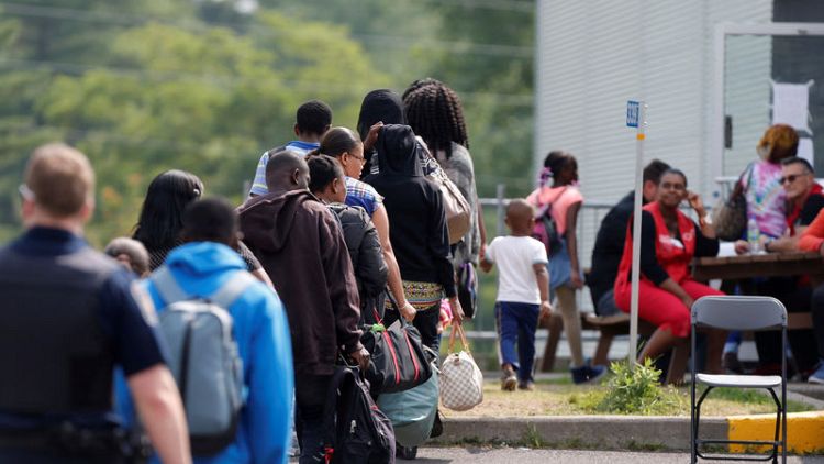 Canada granting refugee status to fewer illegal border crossers
