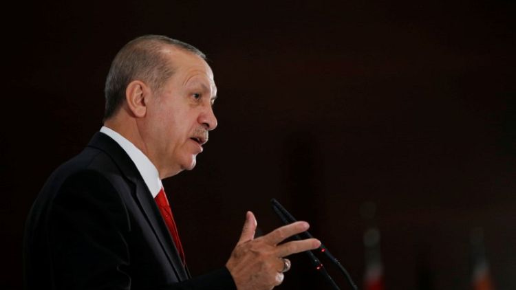 إردوغان يلمح لاحتمال حظر تركيا بعض السلع الإسرائيلية بسبب العنف في غزة