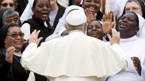 Associazioni donne a Papa, serve dialogo Associazioni donne a Papa, serve dialogo