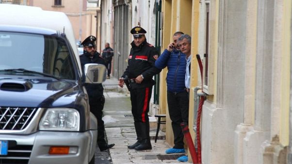Uccide padre: 'Non so perché l'ho fatto' Uccide padre: 'Non so perché l'ho fatto'