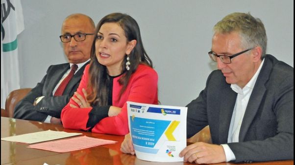Da Regione 100 mln investimenti imprese Da Regione 100 mln investimenti imprese