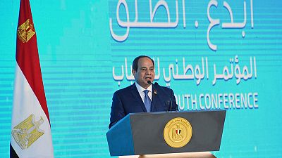 Sisi sworn in for second Egyptian presidential term Sisi sworn in for second Egyptian presidential term