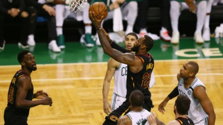 NBA: Boston pousse LeBron James au bord du gouffre