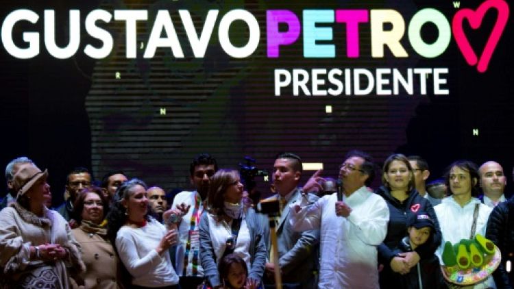 Colombie: un candidat de gauche séduit les foules avant la présidentielle
