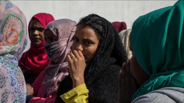 Mattarella,gestione migranti sia accorta Mattarella,gestione migranti sia accorta