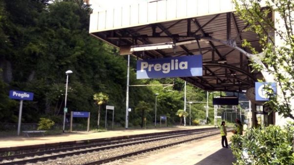 Eurocity urta mezzo, stop linea Sempione Eurocity urta mezzo, stop linea Sempione