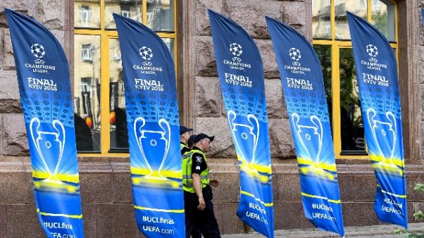 Stretta dell'Uefa su licenze club Stretta dell'Uefa su licenze club