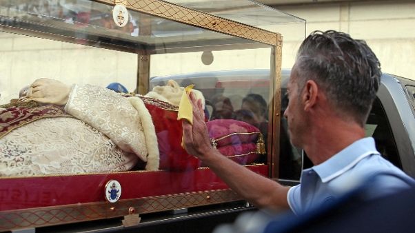 Urna Giovanni XXIII, c'è anche Bossetti Urna Giovanni XXIII, c'è anche Bossetti