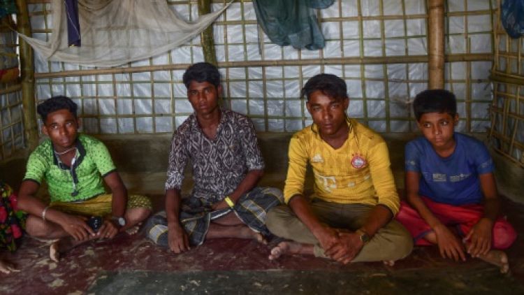 Une famille, quatre pays: les Rohingyas, une diaspora écartelée