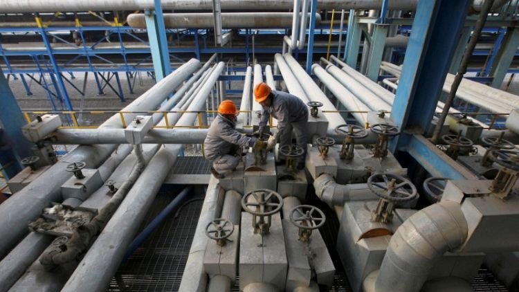إدارة الطاقة الصينية تقول الفالح طمأن بكين بشأن استقرار سوق النفط