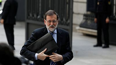 رئيس وزراء إسبانيا: لن أدعو لانتخابات مبكرة