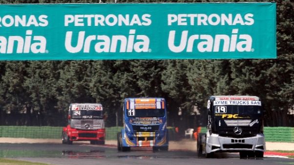 A Misano il Petronas Grand Prix Truck A Misano il Petronas Grand Prix Truck