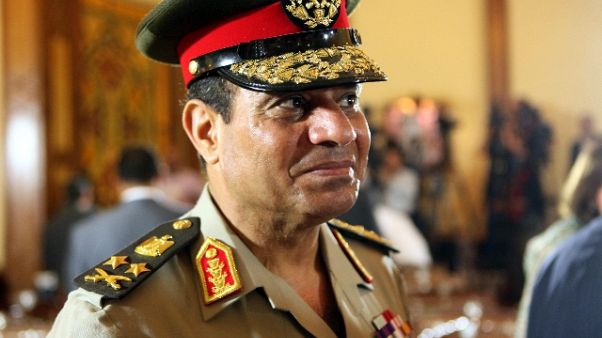 Alsisi a Salah "eroe, recupera presto" Alsisi a Salah "eroe, recupera presto"