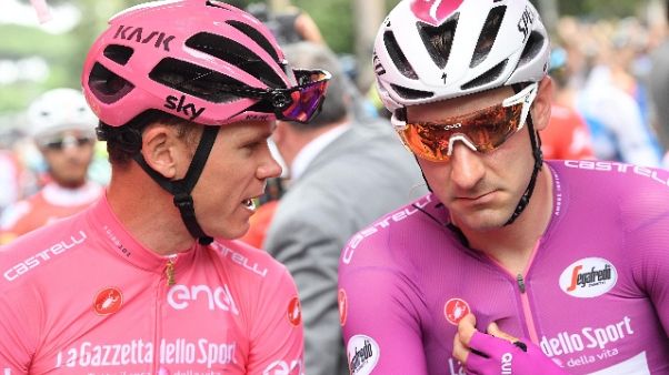 Giro: Viviani, serviva più sicurezza Giro: Viviani, serviva più sicurezza