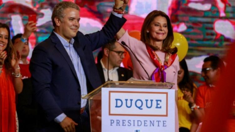 Duque, dauphin d'Uribe qui mène la retour de la droite dure en Colombie