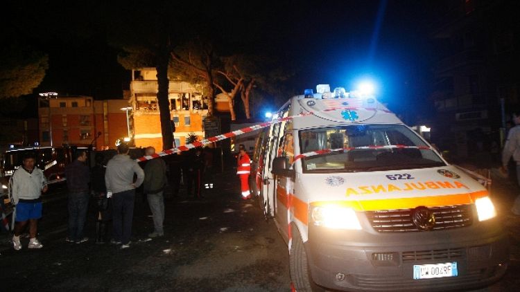 Sequestrano ambulanza a Napoli