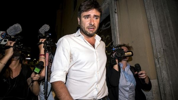 Di Battista, parto ma torno per elezioni Di Battista, parto ma torno per elezioni