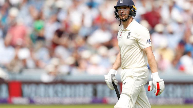 England drop Stoneman for Jennings against Pakistan