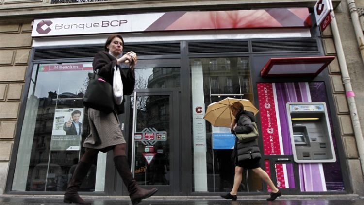 Swiss bank BCP says halts all new business with Iran