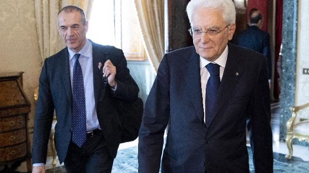 Cottarelli non scioglie riserva Cottarelli non scioglie riserva