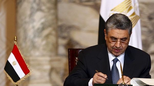 مصر تعتزم إنفاق 1.4 مليار دولار على تطوير شبكات الكهرباء خلال عامين مصر تعتزم إنفاق 1.4 مليار دولار على تطوير شبكات الكهرباء خلال عامين