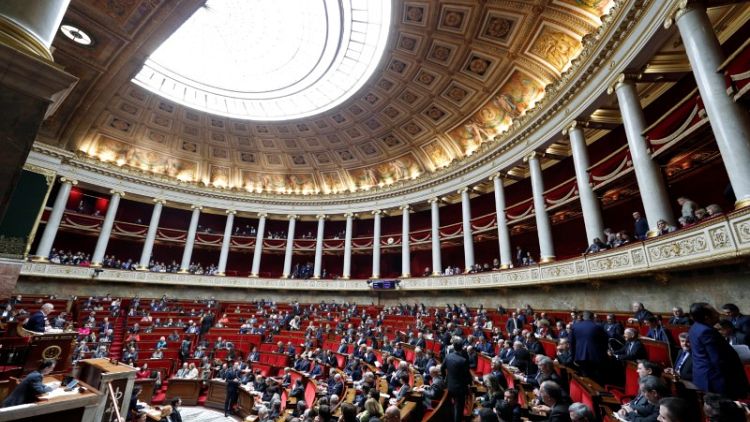French lawmakers approve field-to-fork food bill