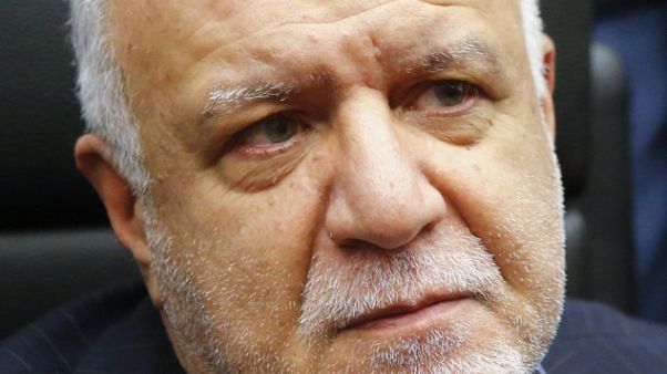 إيران: توتال أمامها شهران للحصول على إعفاء من العقوبات الأمريكية إيران: توتال أمامها شهران للحصول على إعفاء من العقوبات الأمريكية