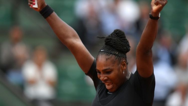Roland-Garros: Serena tient bon, Gasquet a rendez-vous avec Nadal