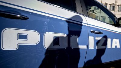 Spago intorno a collo,grave bimba 3 anni Spago intorno a collo,grave bimba 3 anni