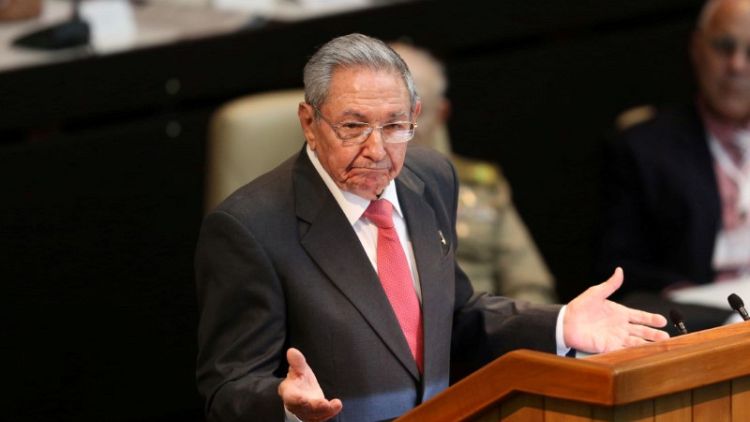راؤول كاسترو يرأس لجنة صياغة الدستور الكوبي