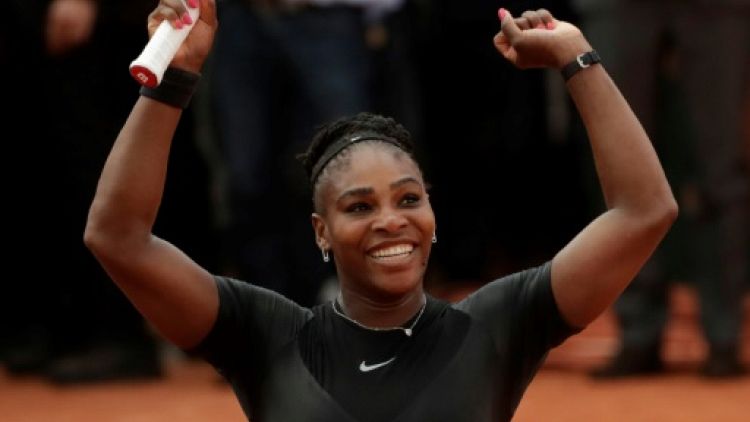 Roland-Garros: Serena Williams rejoint Maria Sharapova en huitièmes de finale