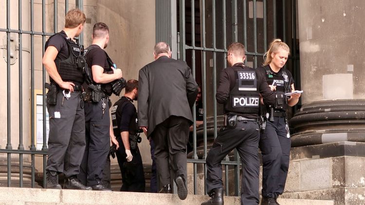 الشرطة الألمانية تستبعد "الإرهاب" في حادث كاتدرائية برلين