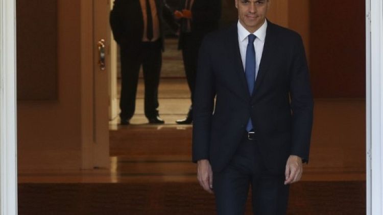 مساعد لرئيس وزراء إسبانيا الجديد يقول لا انتخابات مبكرة