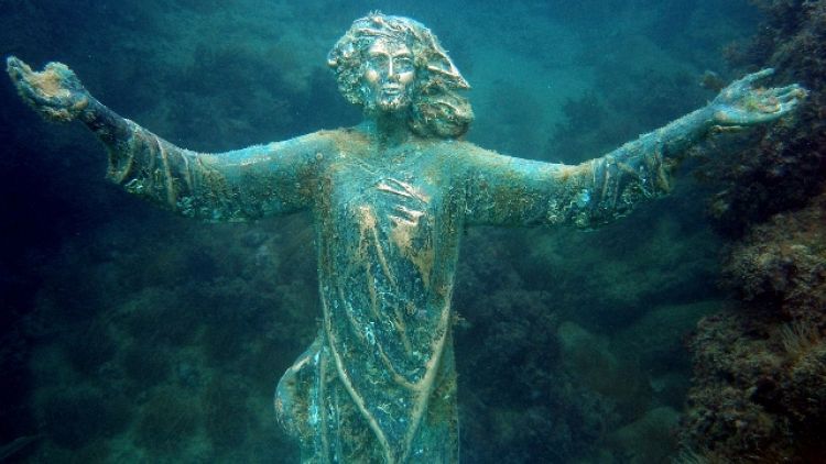 Rubata statua Cristo Abissi di Pancella