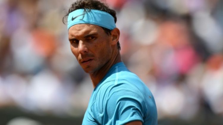 Roland-Garros: Nadal poussé au tie-break mais file en quarts